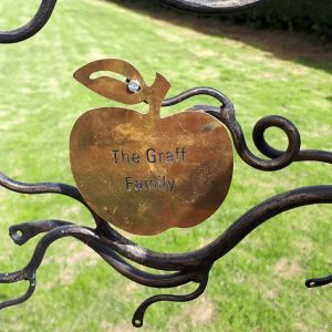 http://Golden%20Apple