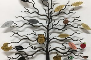 http://Small%20Bronze%20Wood%20Tree